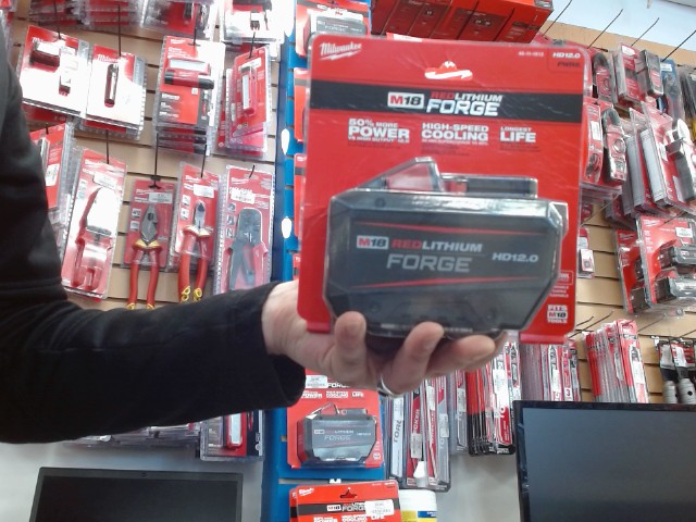 Milwaukee hd12.0 forge new / neuf