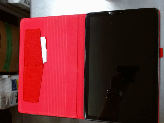 Tablette samsung s6 dans case rouge