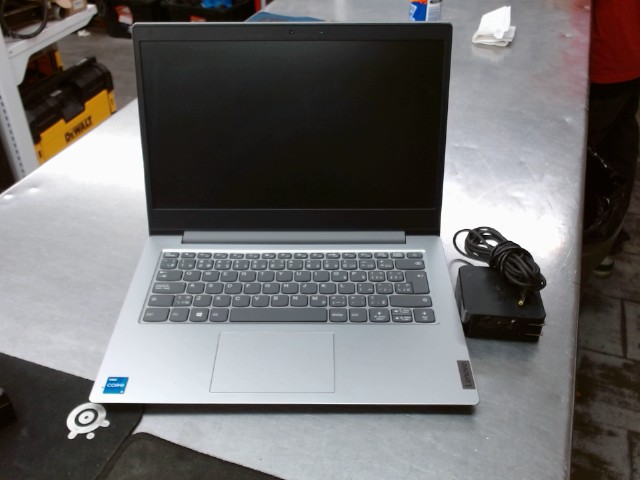 Laptop lenovo avec chargeur