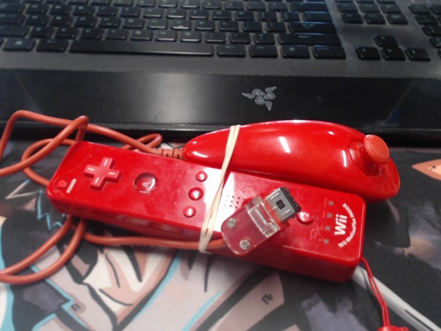 Manette wii motion plus avec nunchuck