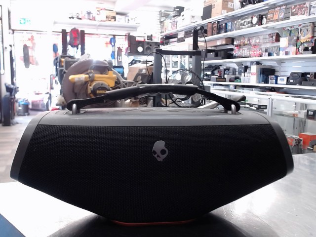 Speaker bluetooth
