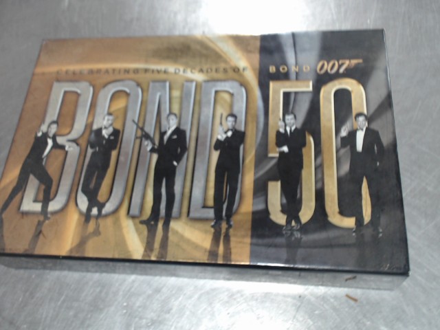 Coffret dvd celebrating 5 decade of 007