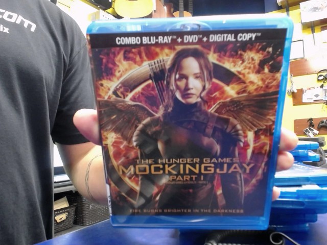 The hunger games mocking jay part 1
