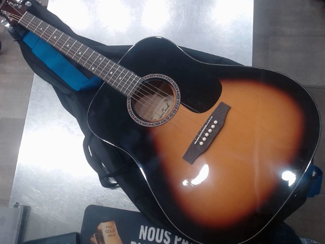 Guitare acoustique vintage sunburst