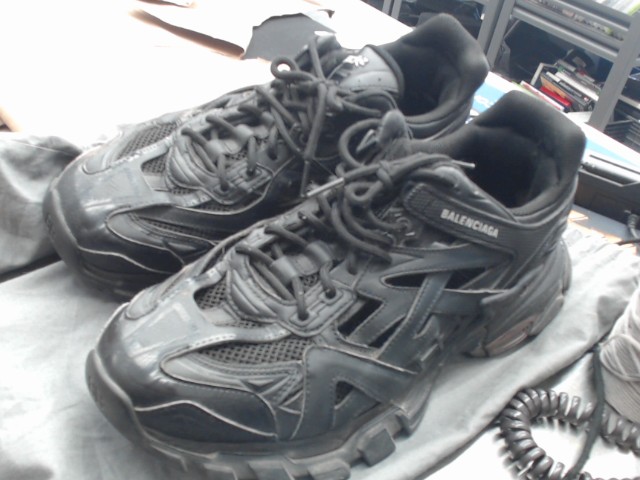 Balenciaga noir (used) +bag brough befor