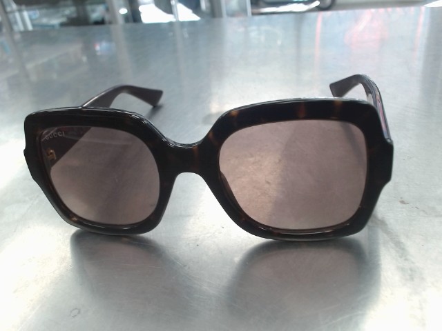 Lunette de soleil gucci