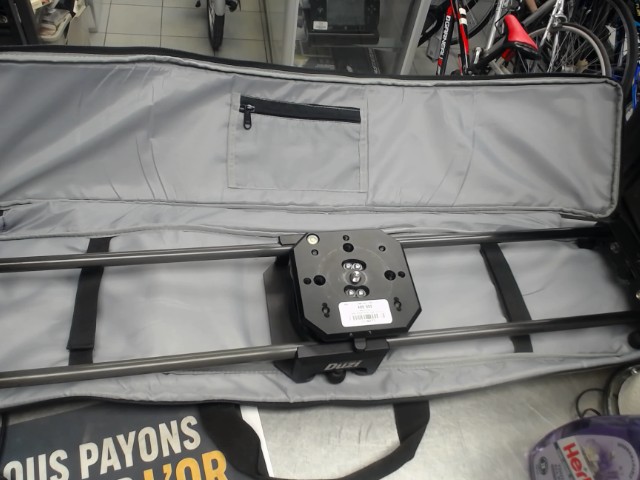 Sliding camera mount dans case mou