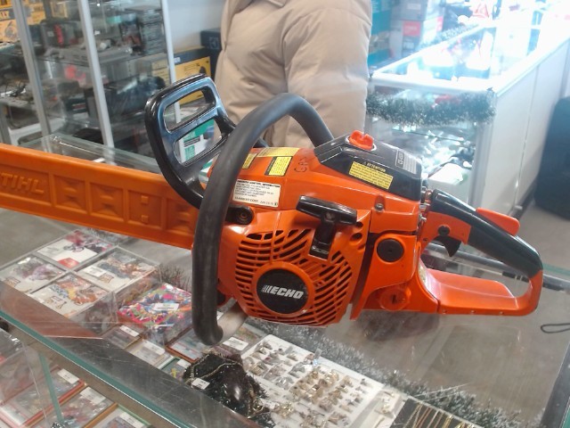 Echo chainsaw