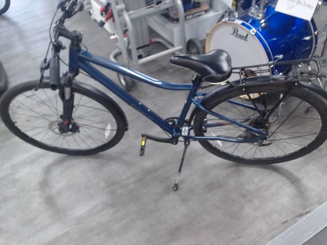 Velo hybrid 9 vitesse/disc brake