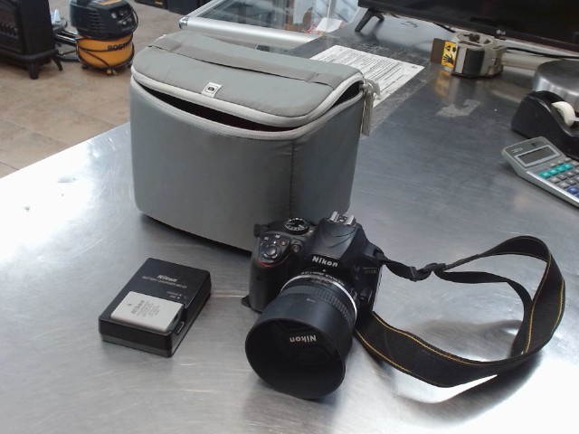 Camera + lens 50mm + charg/batt