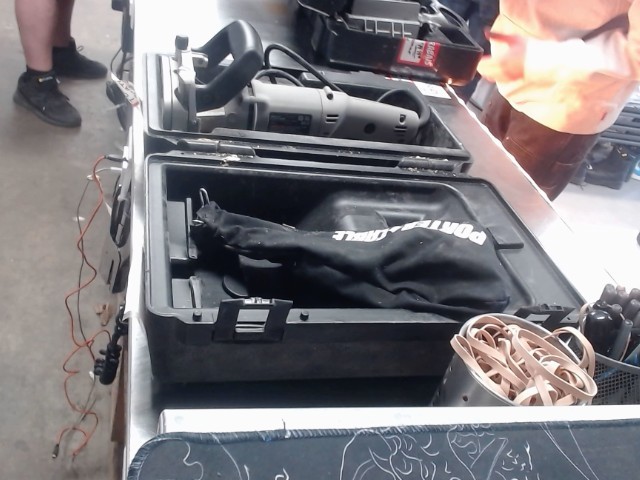 Plate joinet wired in case