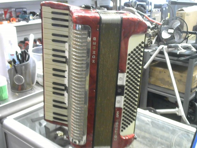 Acordeon 1 touche bris�+etui