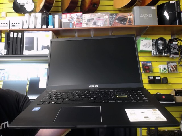 Celeron n4020@1.1ghz 4go ram 128go ssd