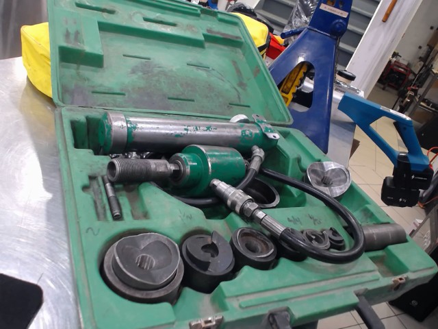 Poinsson hydrolique