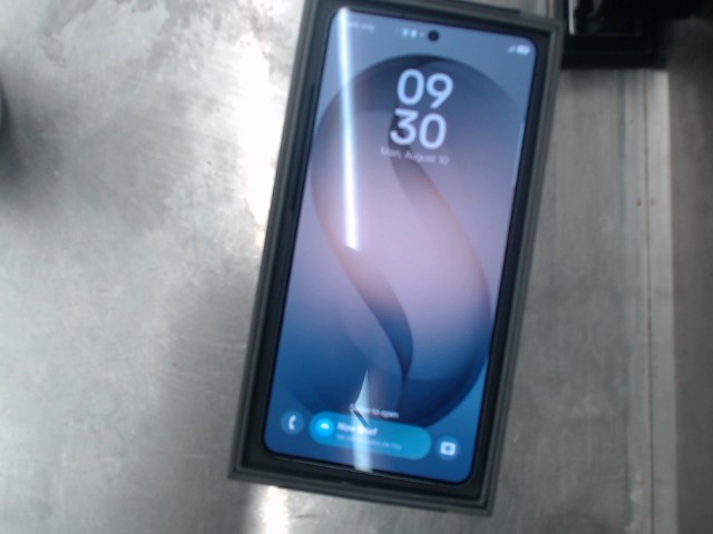 Galaxy s26 ultra in box ouvertee