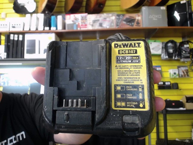 Chargeur de batterie dewalt 1.25 amperes