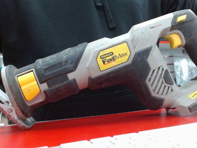 Reciprocating saw