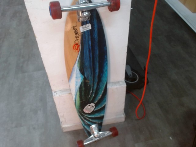Longboard pointu bamboo