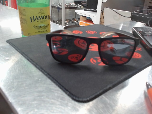 Lunette de soleil oneil