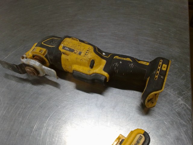 Dewalt multi tool used