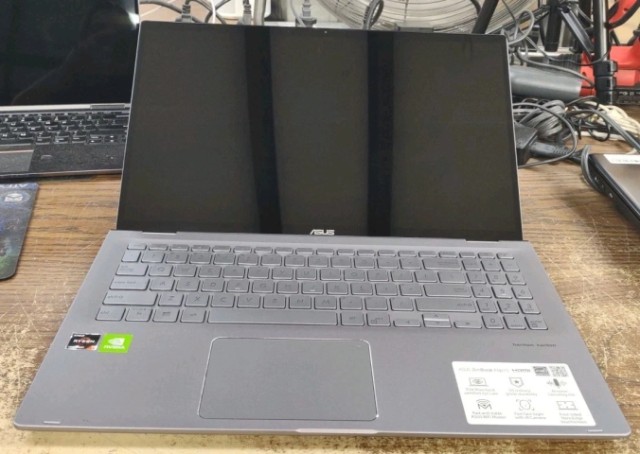 Asus zenbook flip 15 +chargeur
