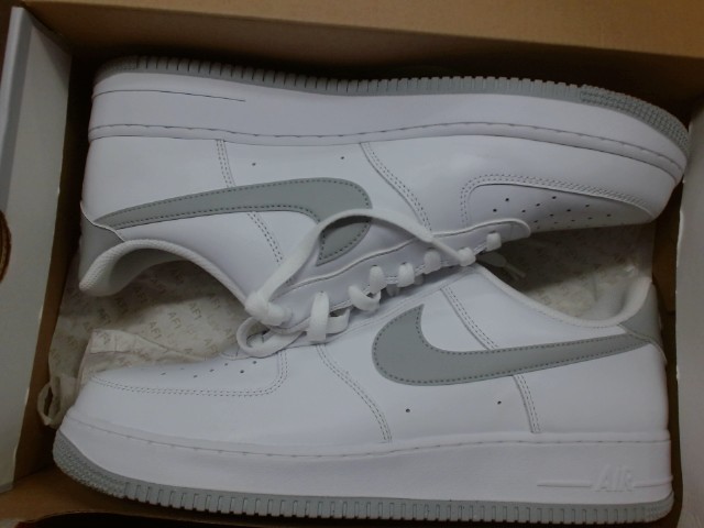 Air force 1 blanc dans la boite