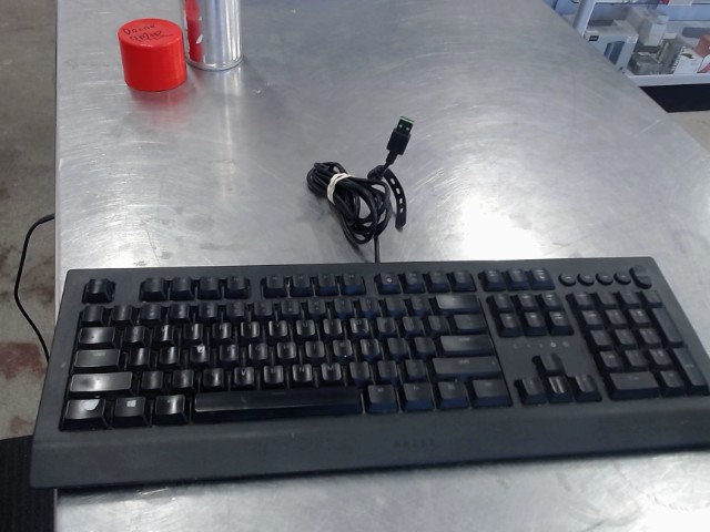 Clavier usager razer a fil