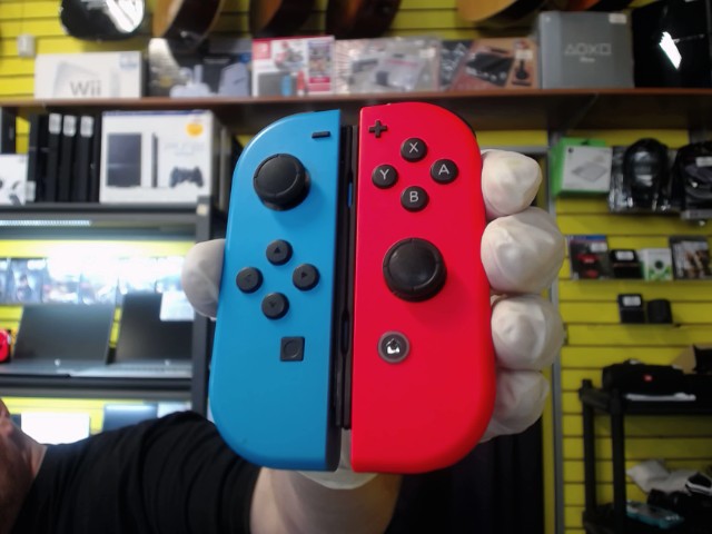 Paire de joy-con bleu/rouge
