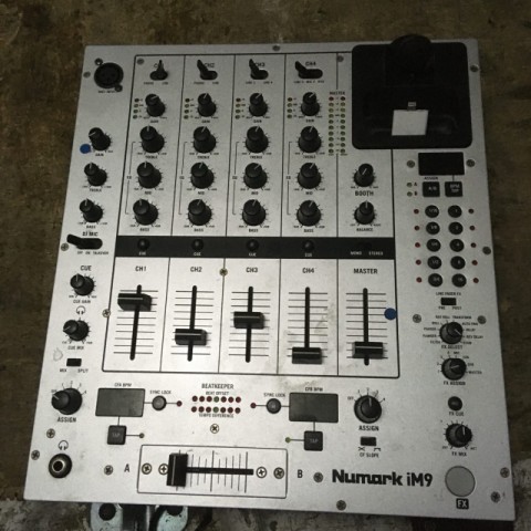 Mixer numark