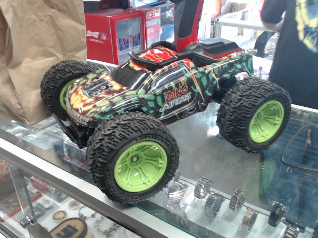 Voiture t�l�guid� verte