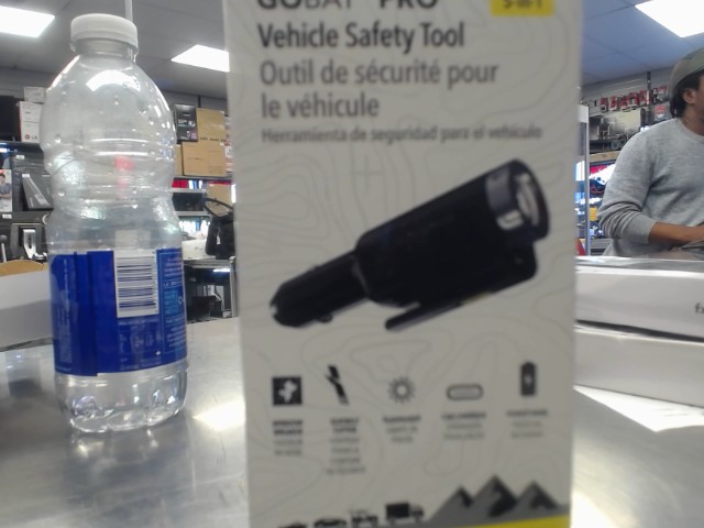Vehicle safety tool scosche neuf