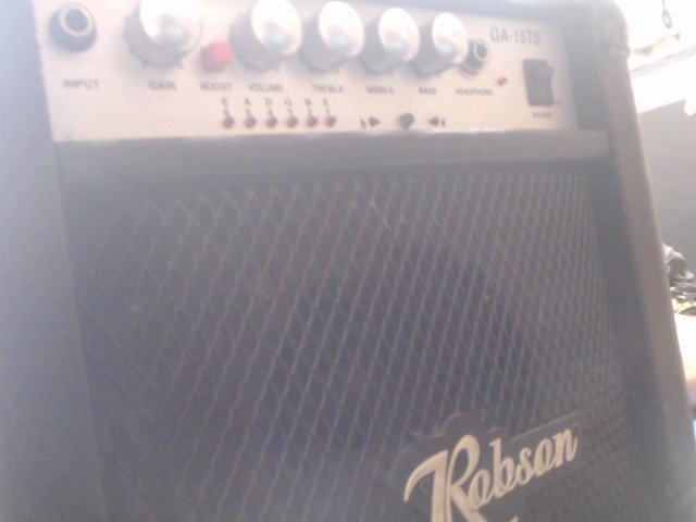 Empli de guitare robinson 120v-60hz