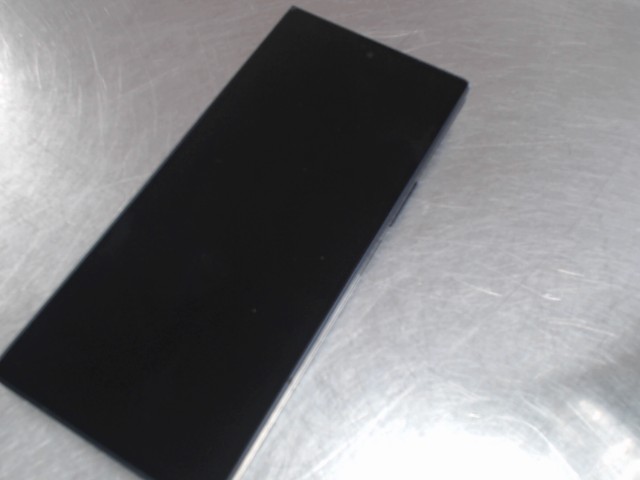 Samsung z fold7 av fil dans case
