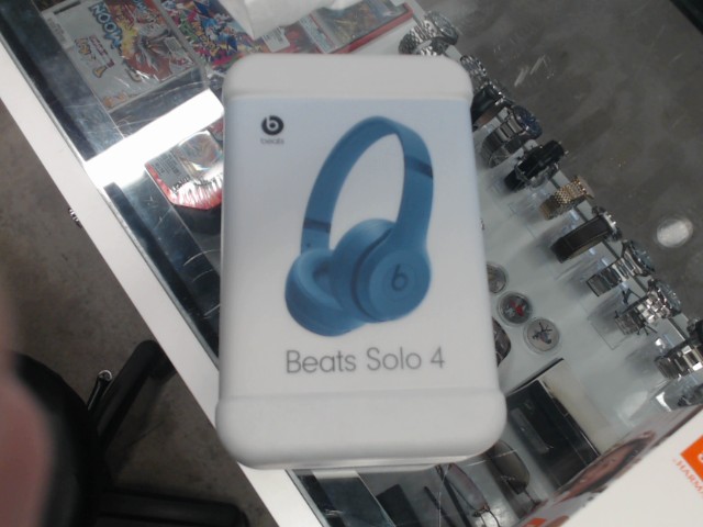 Beats solo 4 neuf