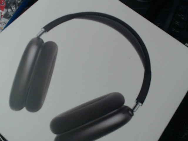 Airpods max