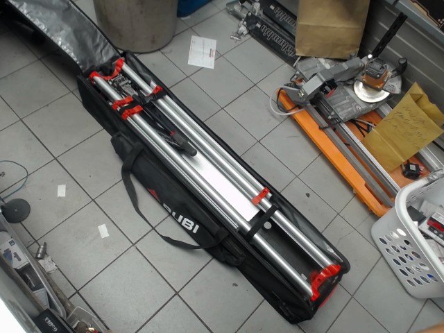 Tile cutter case mou