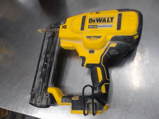 Nailer a batterie dewalt