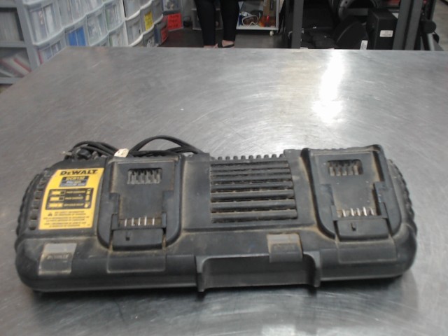 Chargeur double pour drill