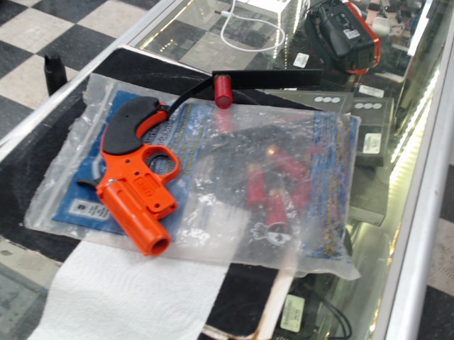 Flair gun