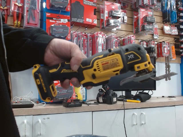 Cordless multi tool dewalt