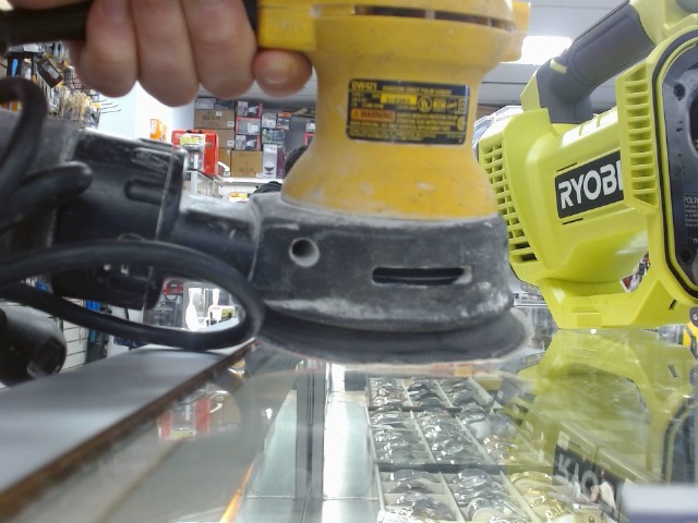 Random orbit sander