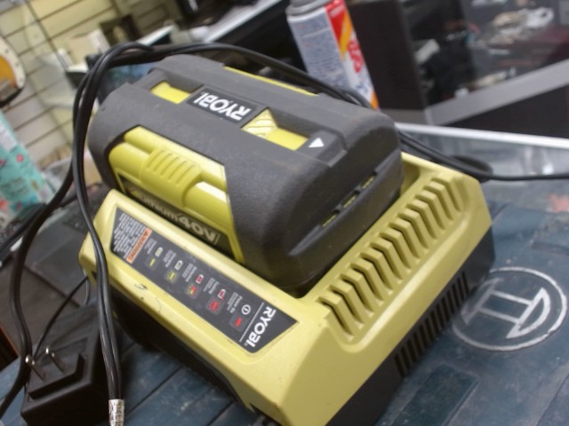 Batterie ryobi avec chargeur
