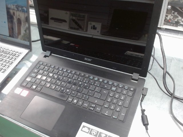 Amd a9 2c+3g/12gb ram/480ssd/15in