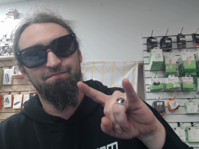 Polarized sunglasses