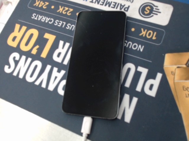 Galaxy s23 256go scratched