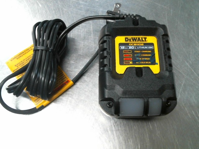 Petit chargeur a batterie dewalt