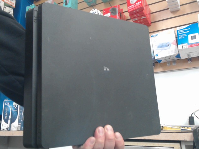 Ps4 slim noir