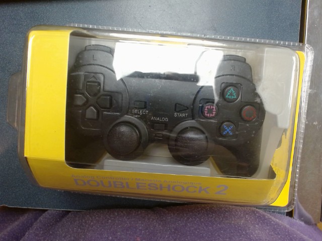 Manette generique ps2 en boite