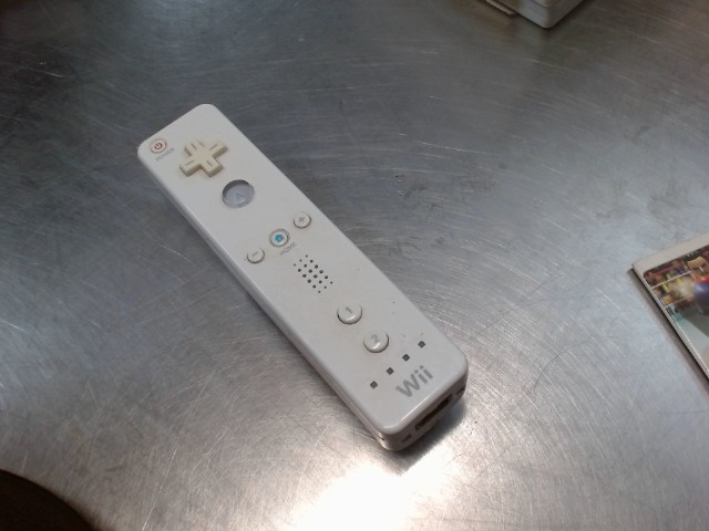 Manette wii + batterie rechargeable