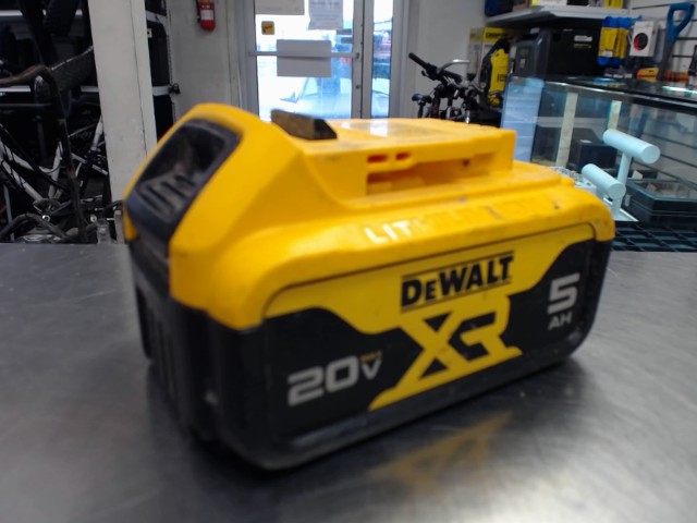 Batterie dewalt 5ah
